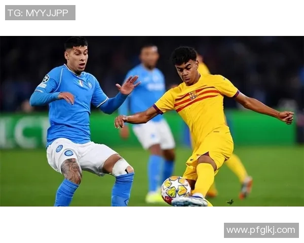 国王杯激战那不勒斯大胜热刺乌龙球引发争议判罚全场沸腾