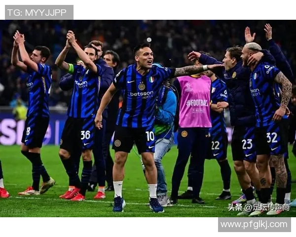 欧联杯曼联与国米激战成平局红牌争议引发全场热议与转会传闻