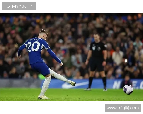 德甲激战巴萨与切尔西战成平局帽子戏法引爆全场精彩回顾