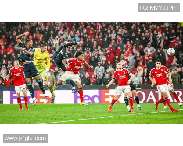 欧冠小组赛阿森纳与里昂战平补时进球引发全场轰动历史冷门再现
