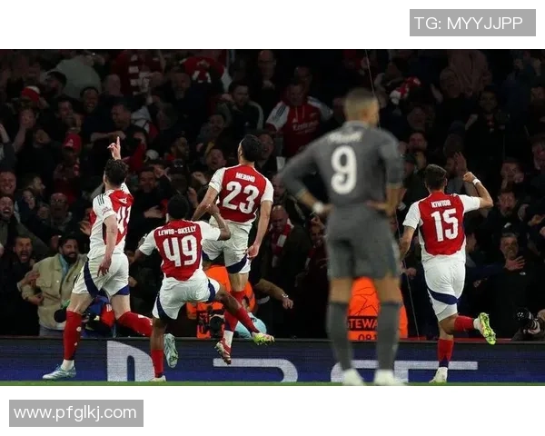 那不勒斯狂胜阿森纳四球大捷帽子戏法点燃国王杯激情战役